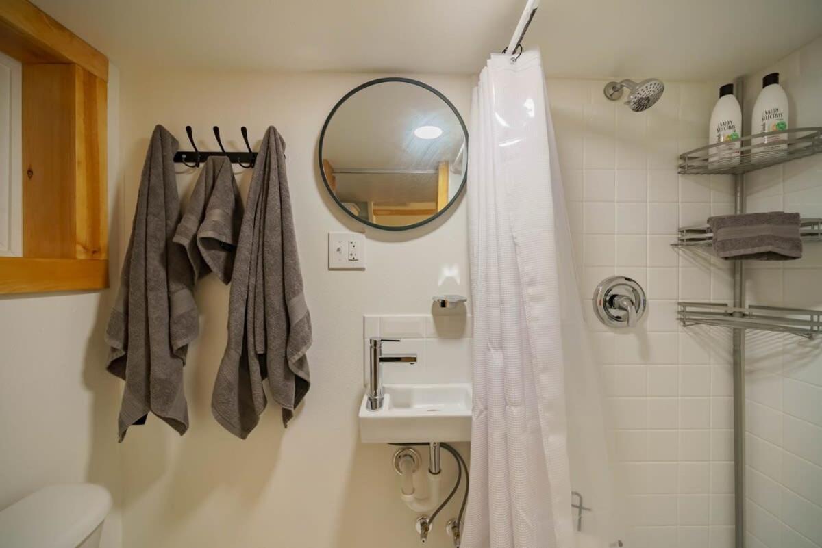 #Stayinmydistrict Overlook Backyard Tiny Suite Портланд Екстериор снимка