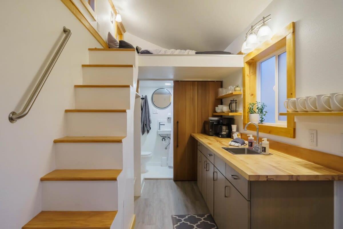 #Stayinmydistrict Overlook Backyard Tiny Suite Портланд Екстериор снимка